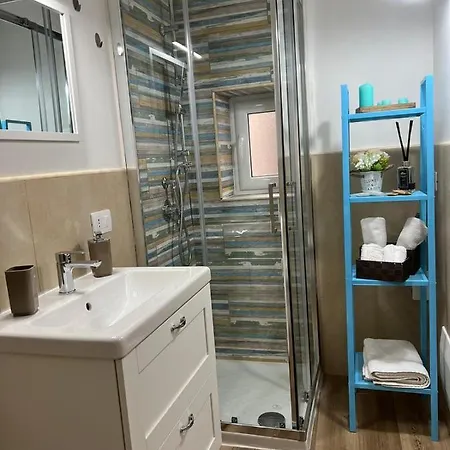 La Petite Maison شقة