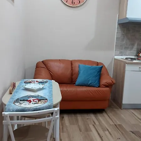 شقة La Petite Maison نابولي